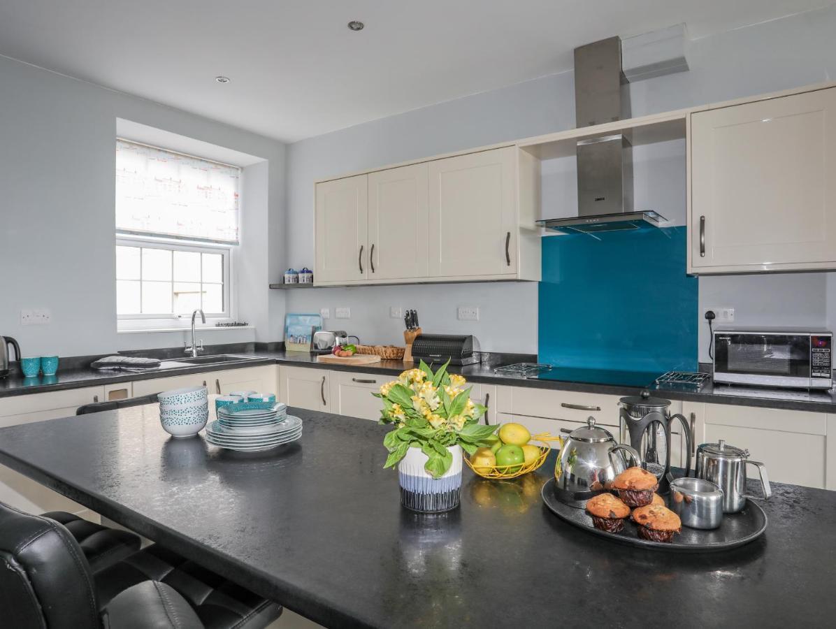 Llety Ednyfed Apartment Criccieth Bagian luar foto
